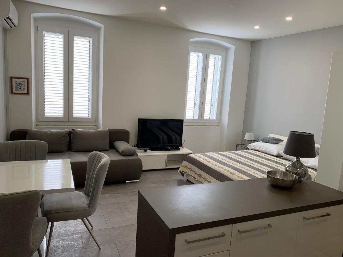Zara City Apartments Eksteriør billede