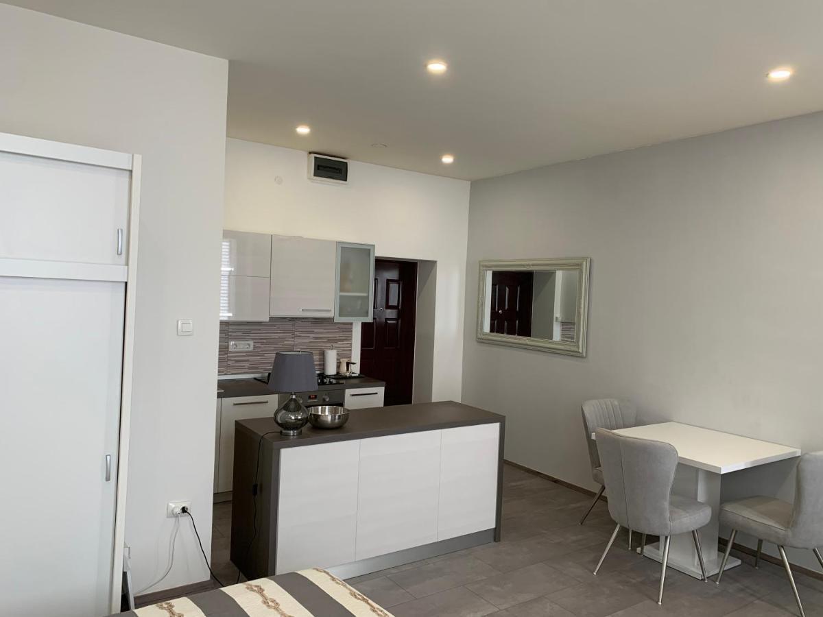 Zara City Apartments Eksteriør billede